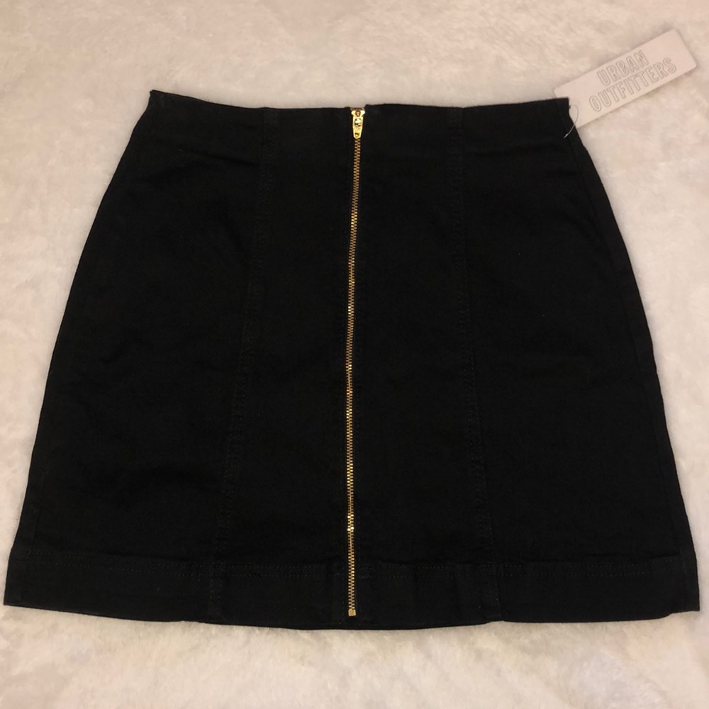 Black denim zipper skirt